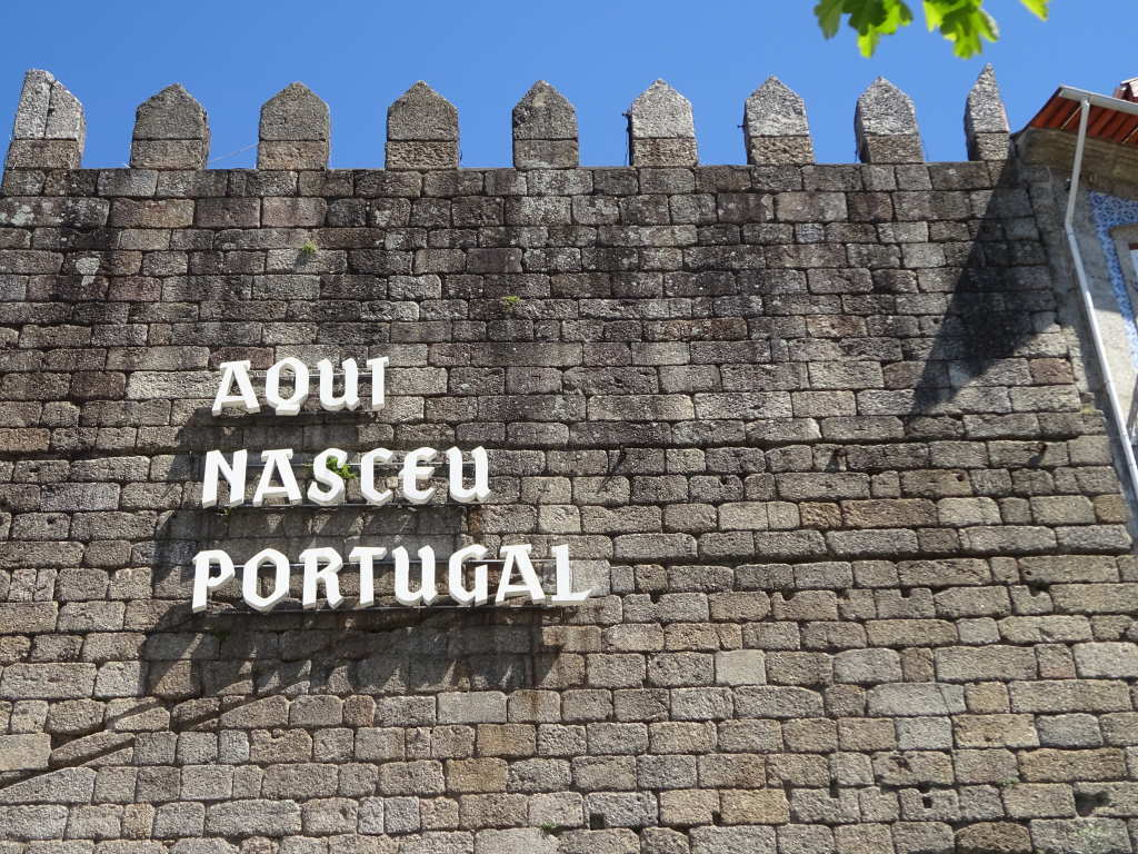 Guimaraes  aqui naqui portugal